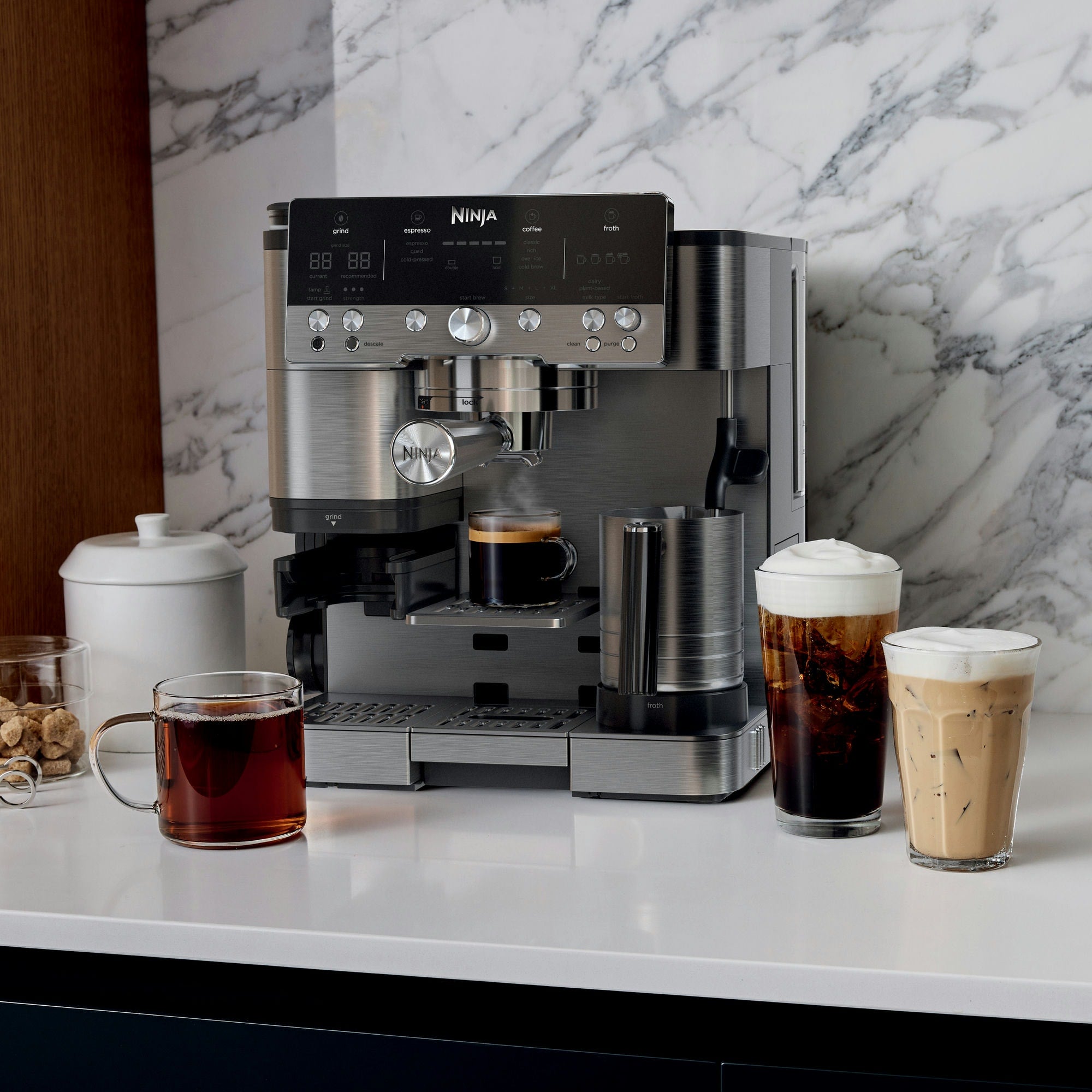 Ninja Luxe™ Café Premier 3 v 1 kávovar na espresso, překapávanou kávu a Cold Brew – ES601EU